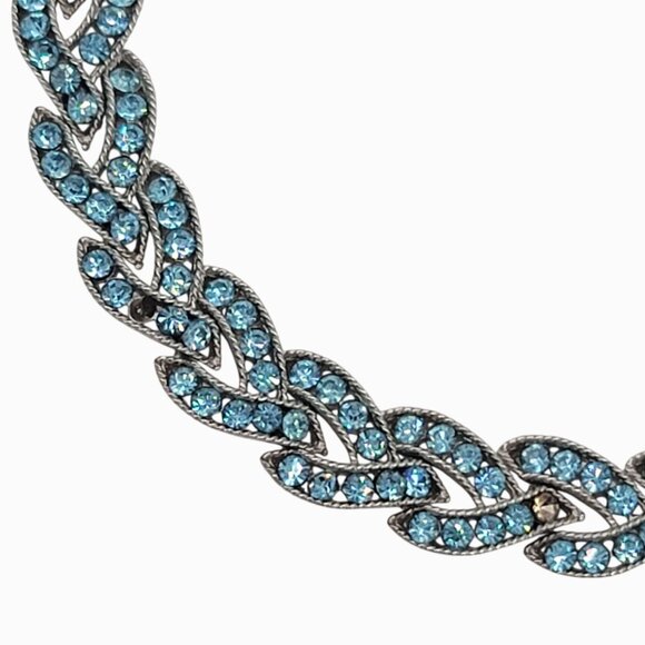 Crown Trifari Vintage Cavalcade Blue Rhinestone Silver Set - Picture 10 of 11